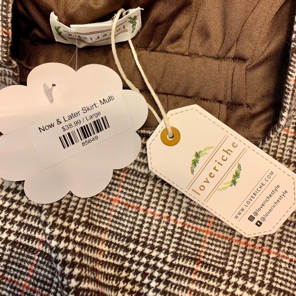 Brown plaid skirt - Picture 4 of 5